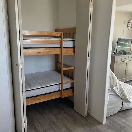 T2 Climatise 6 Couchages Avec Parking - Port Camargue - Fr-1-250-260 *